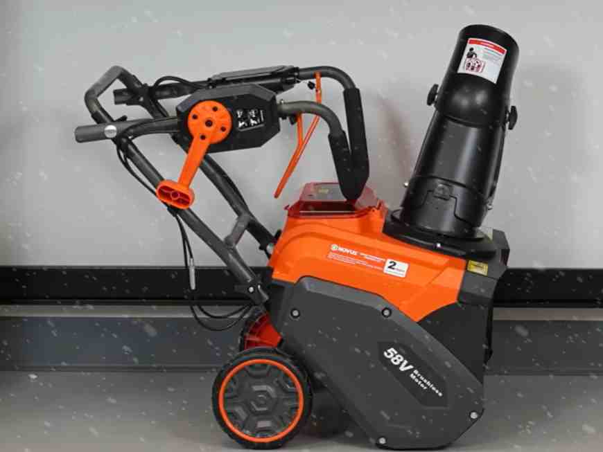 NOVUS Cordless Electric Snow Blower