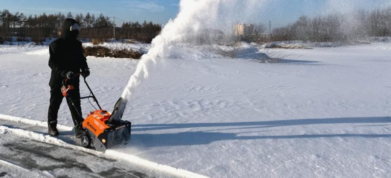 Best Time to Buy a Snow Blower